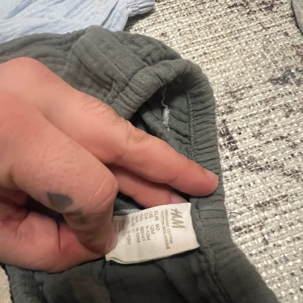 3 shorts H&M Zara 12M - Picture 3 of 4